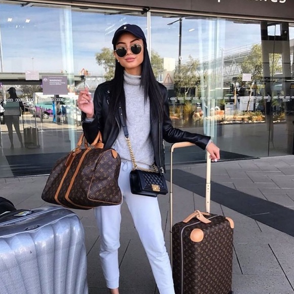 ✨KEEPALL 50✨ Authentic Louis Vuitton Travel Bag!